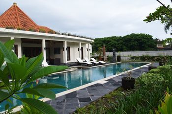 Villa Amari มาตารัม ภายนอก รูปภาพ